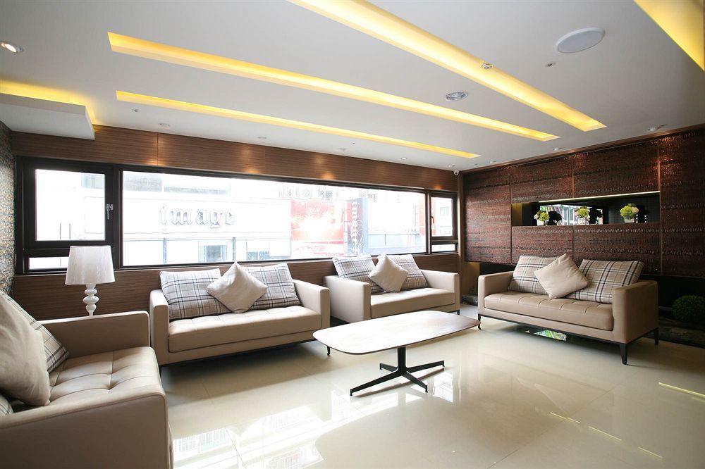 Talmud Hotel Yizhong Taichung Eksteriør billede