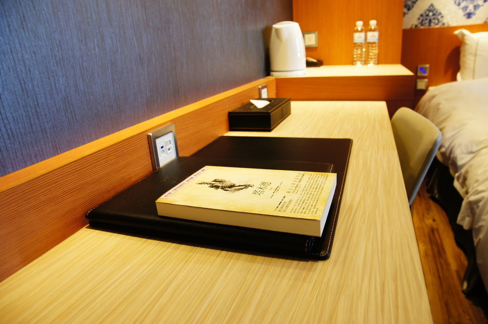 Talmud Hotel Yizhong Taichung Eksteriør billede
